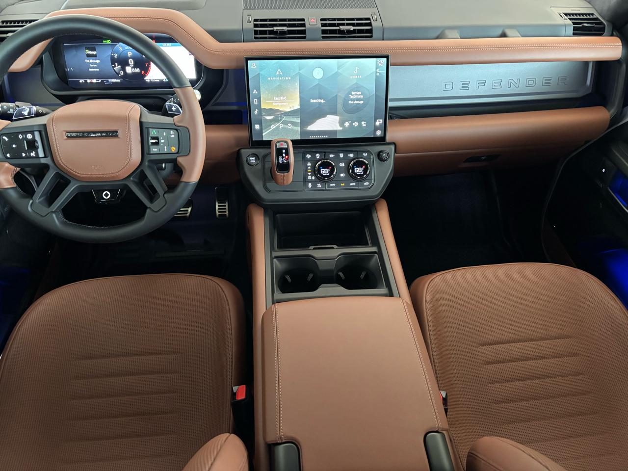 Land Rover Defender 110 P635 OCTA 2026