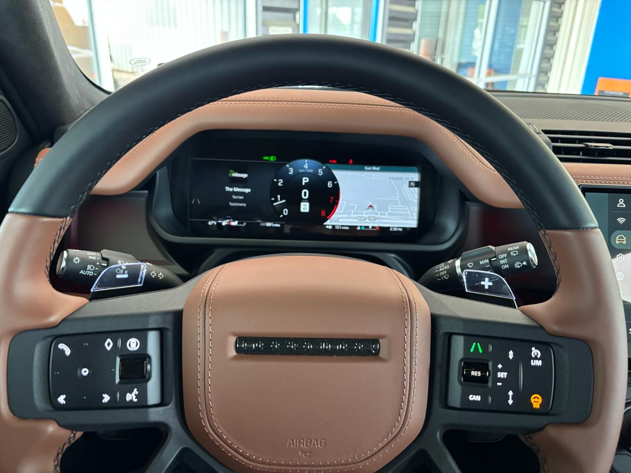 Land Rover Defender 110 P635 OCTA 2026