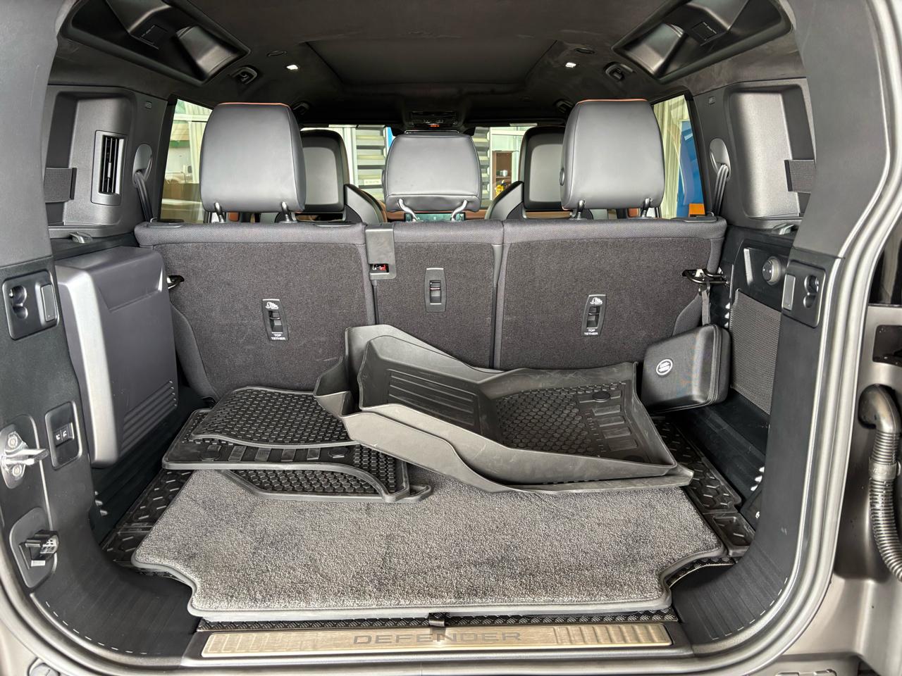 Land Rover Defender 110 P635 OCTA 2026