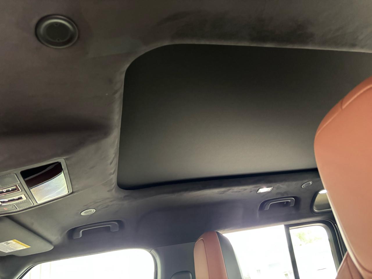 Land Rover Defender 110 P635 OCTA 2026