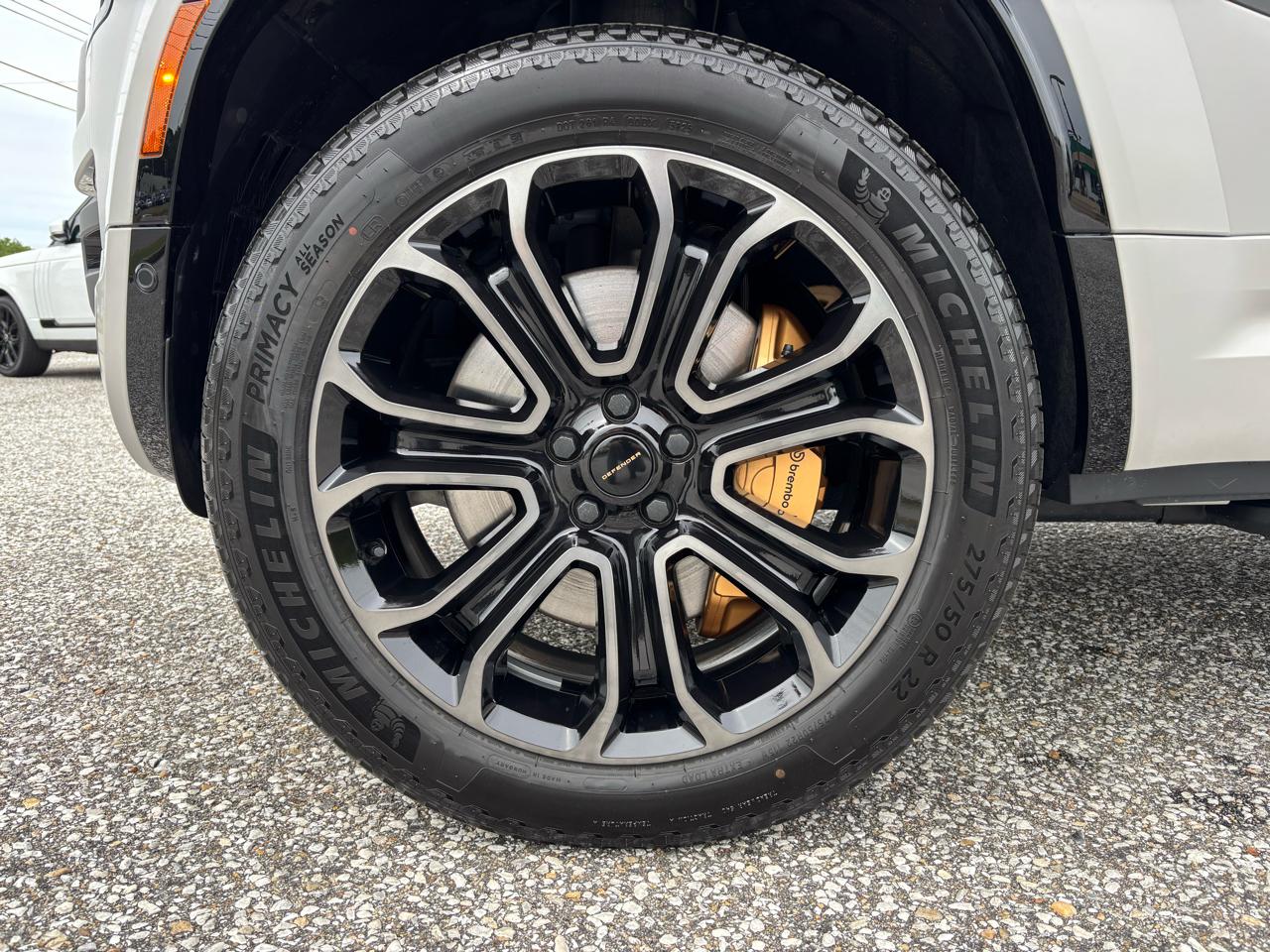 Land Rover Defender 110 P635 OCTA 2026