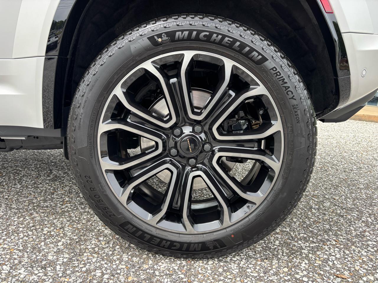 Land Rover Defender 110 P635 OCTA 2026