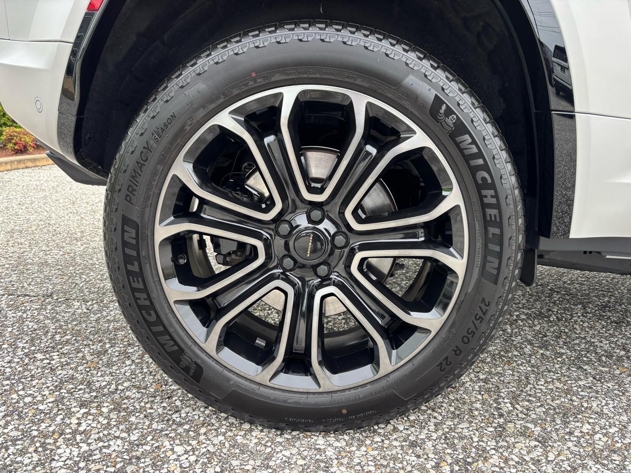 Land Rover Defender 110 P635 OCTA 2026