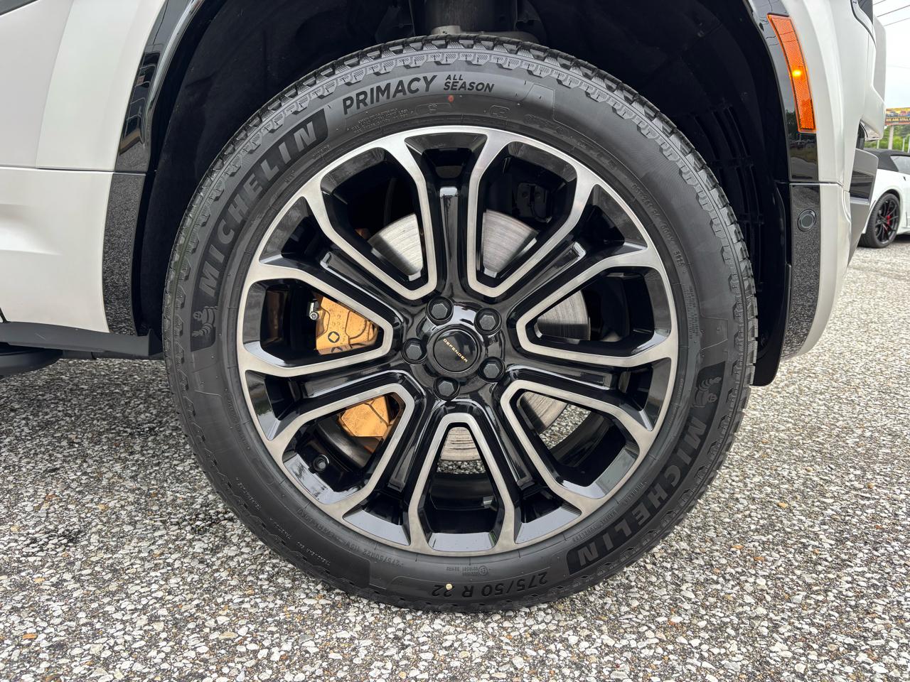 Land Rover Defender 110 P635 OCTA 2026