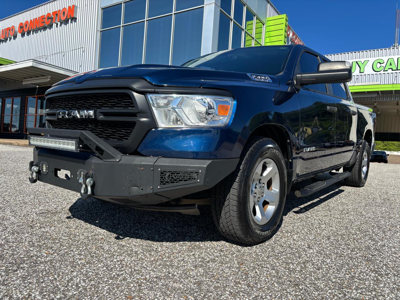 RAM 1500 2WD Crew Cab 140.5" Tradesman 2019