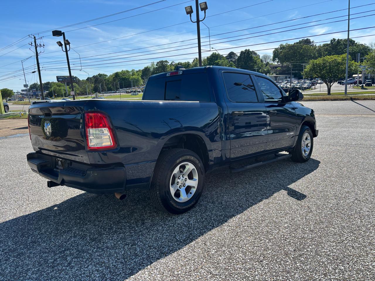 RAM 1500 2WD Crew Cab 140.5" Tradesman 2019