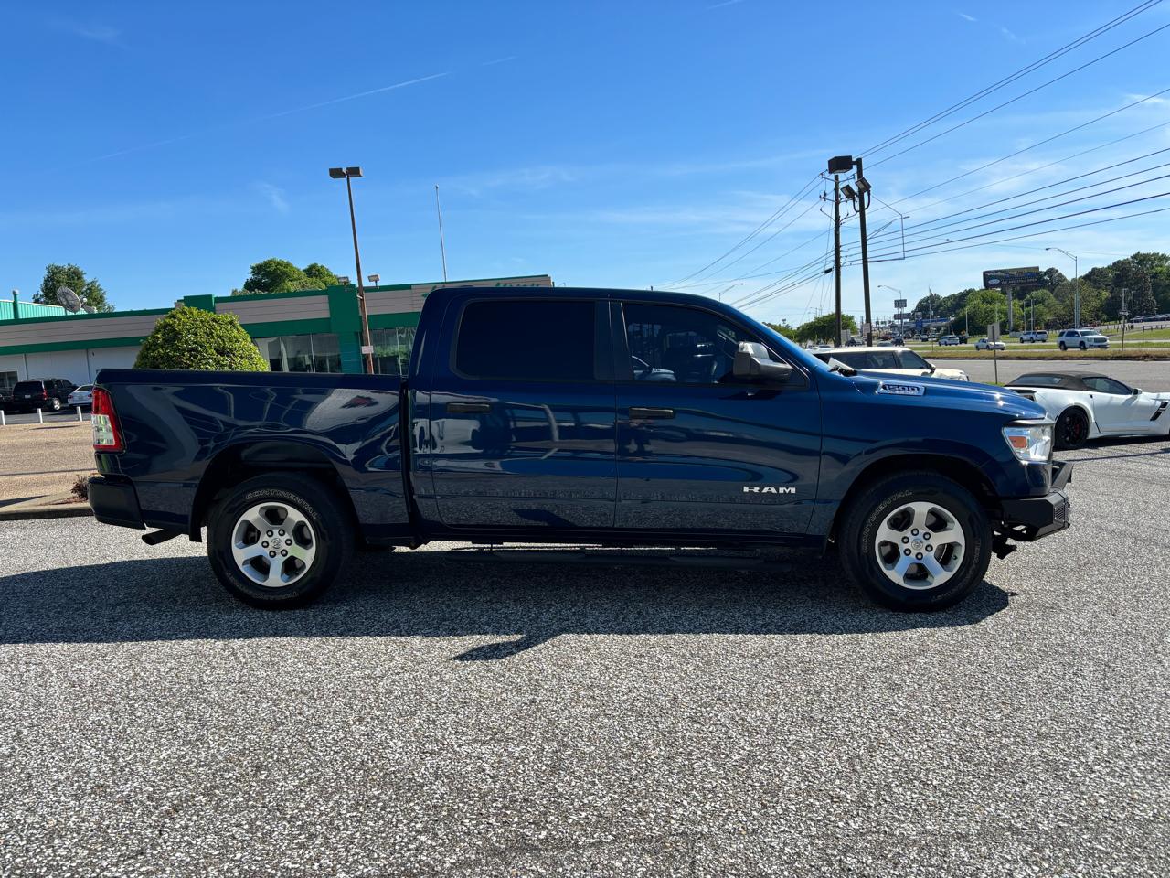 RAM 1500 2WD Crew Cab 140.5" Tradesman 2019
