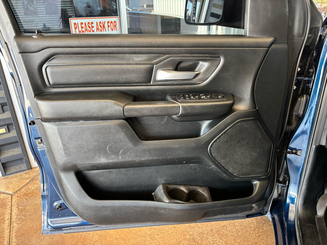 RAM 1500 2WD Crew Cab 140.5" Tradesman 2019