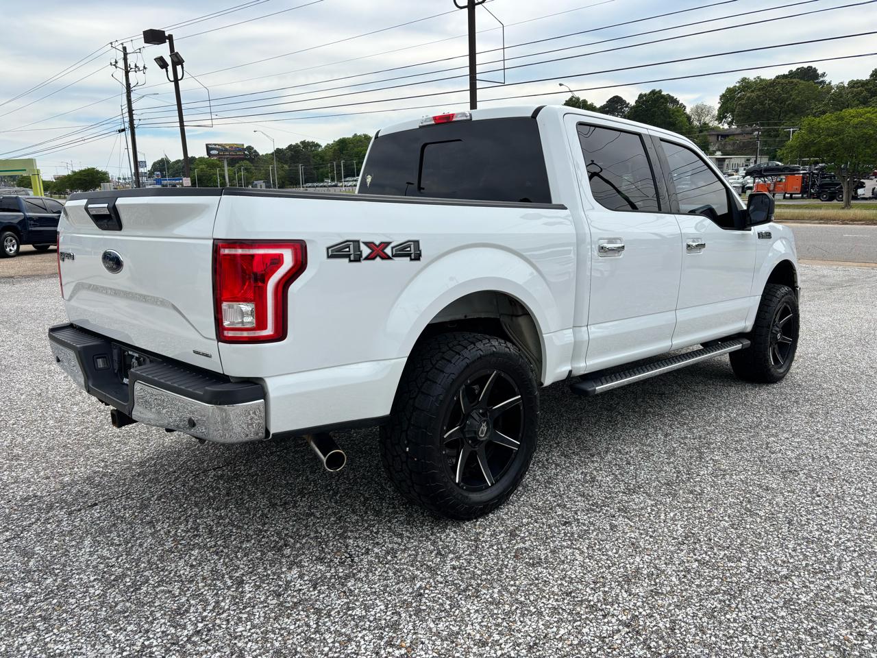 Ford F-150 4WD SuperCab 145" XLT 2016