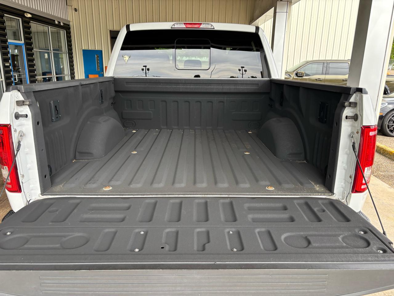 Ford F-150 4WD SuperCab 145" XLT 2016