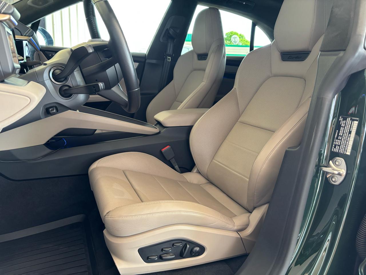 Porsche Macan Electric Turbo AWD 2024