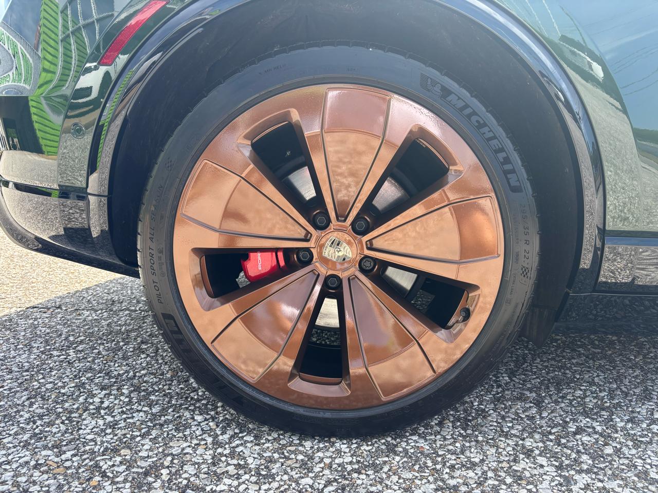 Porsche Macan Electric Turbo AWD 2024