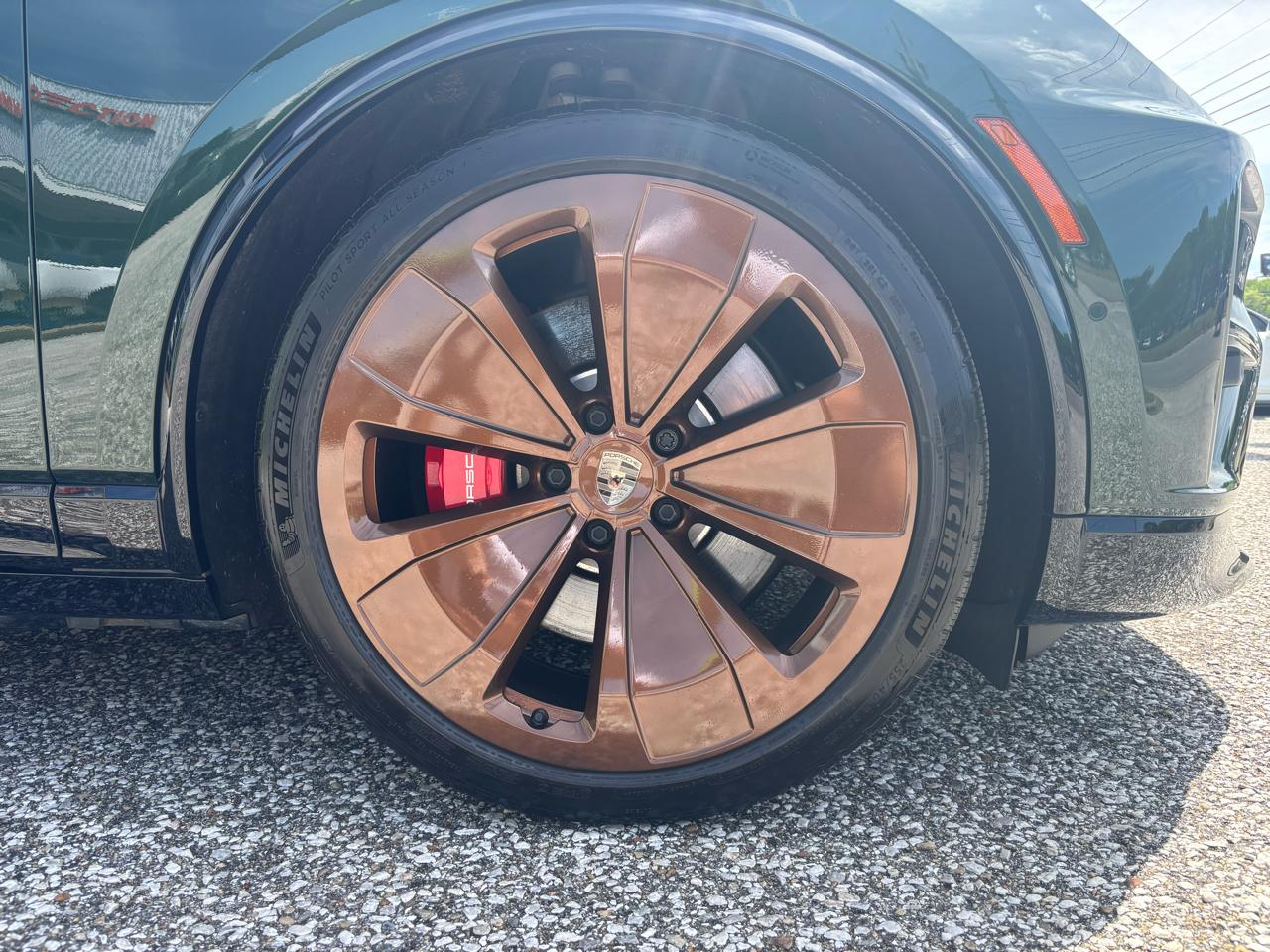 Porsche Macan Electric Turbo AWD 2024