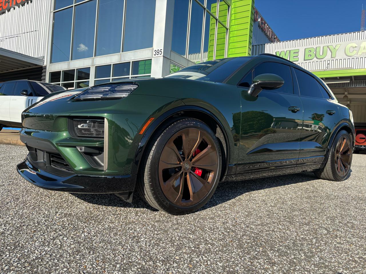 Porsche Macan Electric Turbo AWD 2024