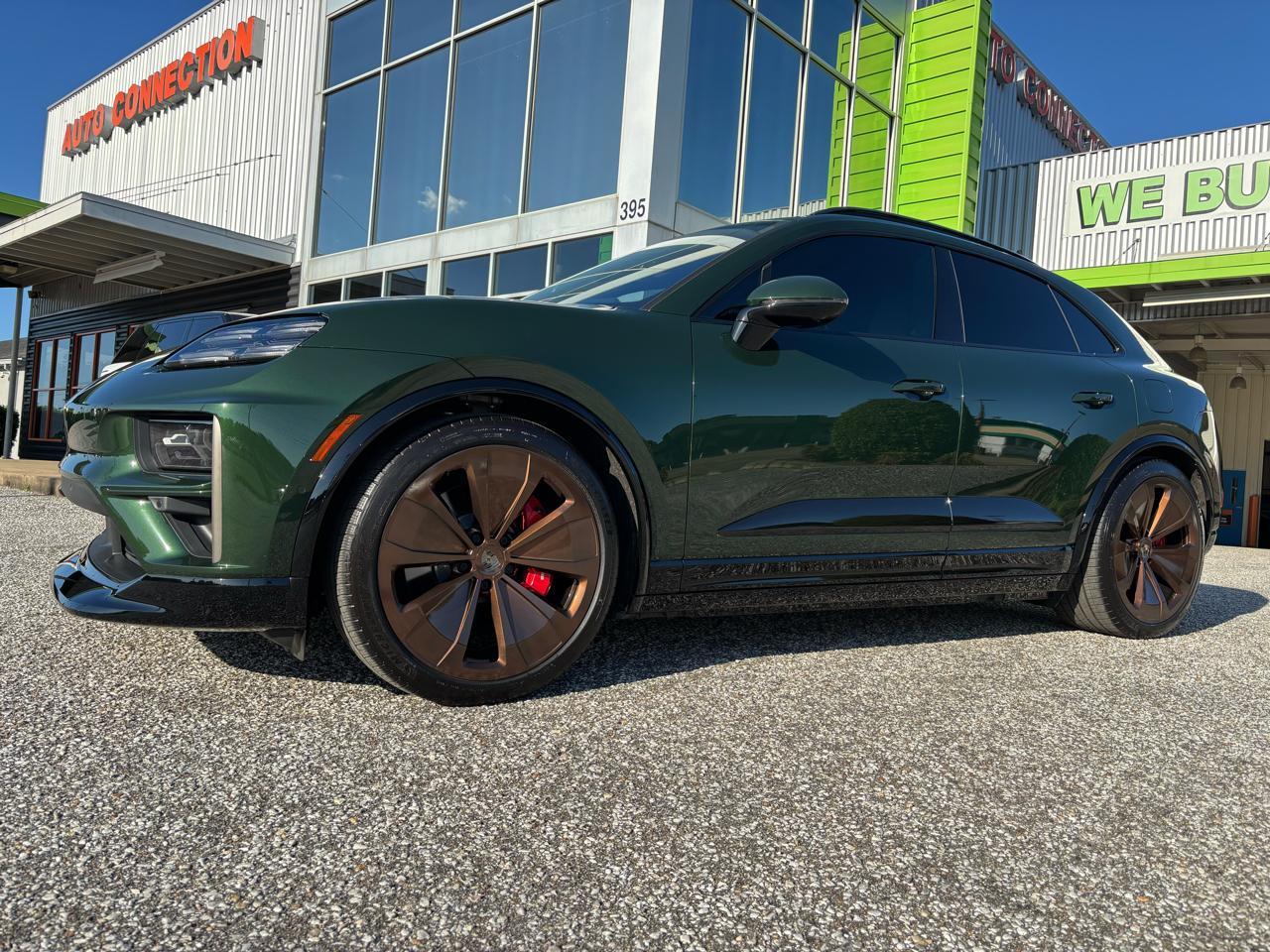 Porsche Macan Electric Turbo AWD 2024