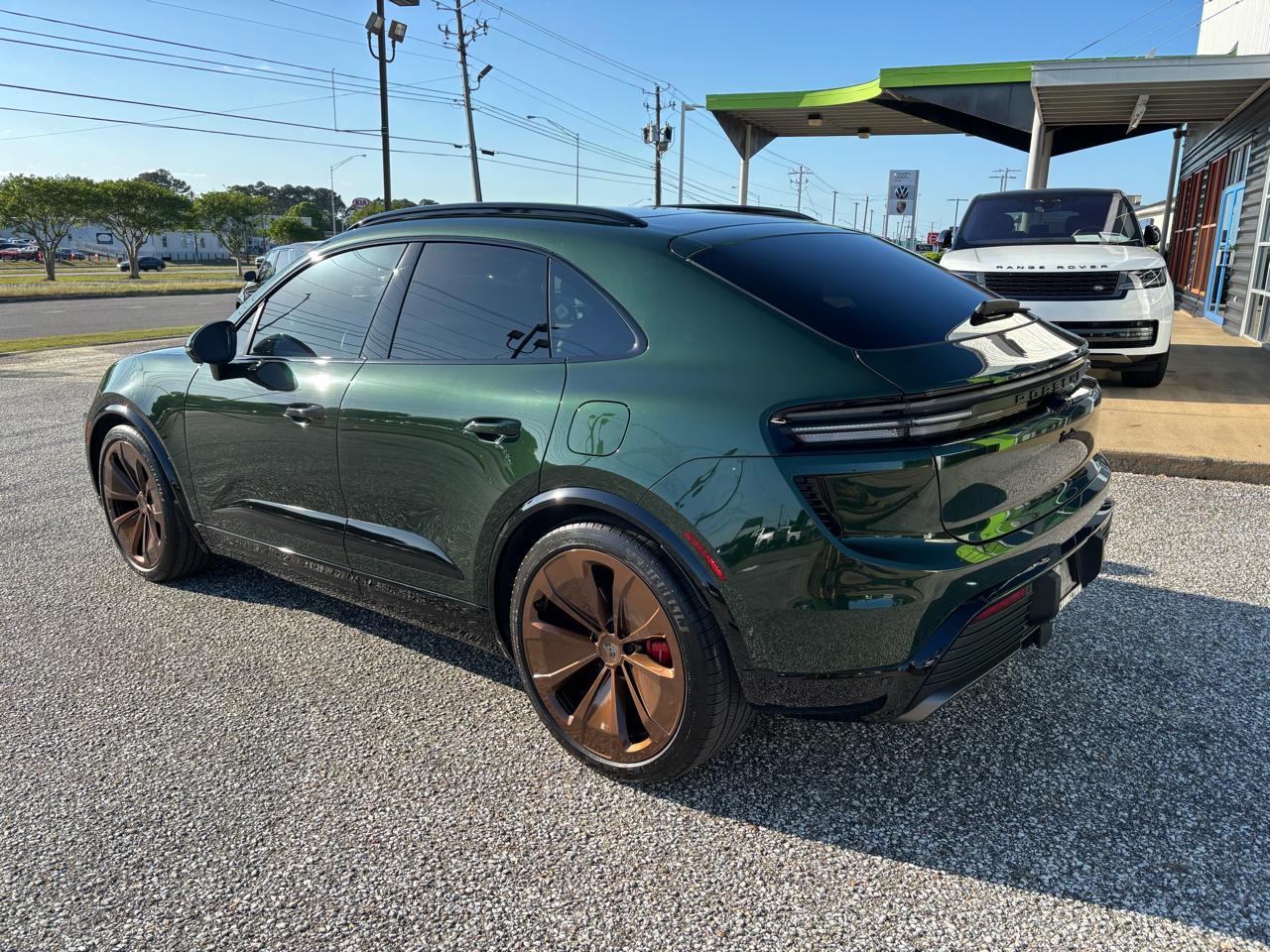 Porsche Macan Electric Turbo AWD 2024