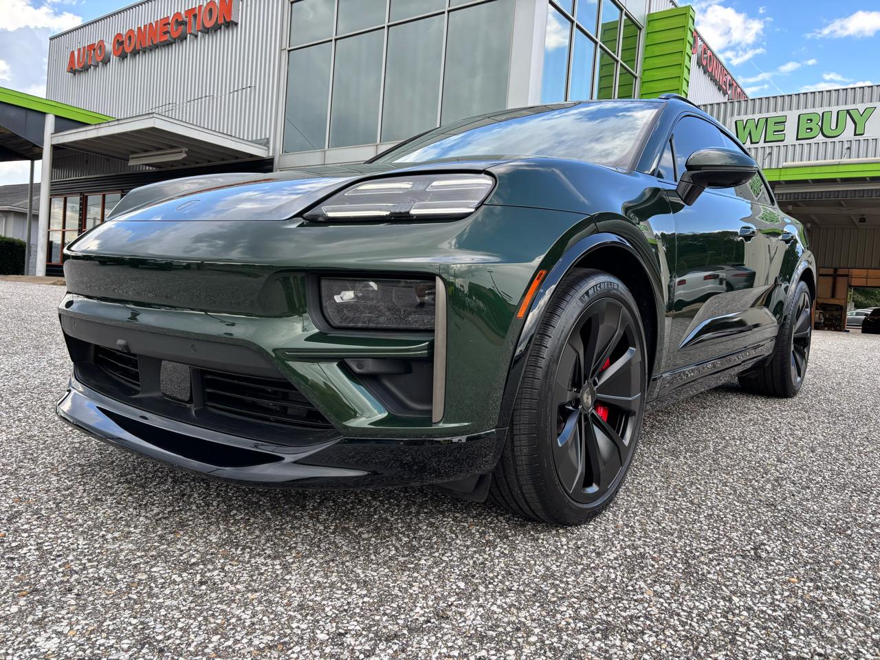 Porsche Macan Electric Turbo AWD 2024