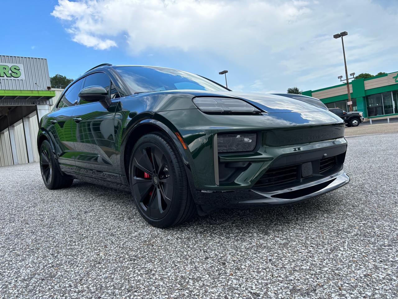 Porsche Macan Electric Turbo AWD 2024