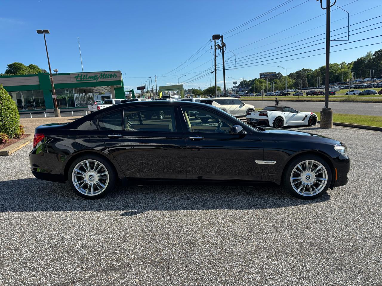 BMW 7 Series 4dr Sdn 750Li RWD 2012