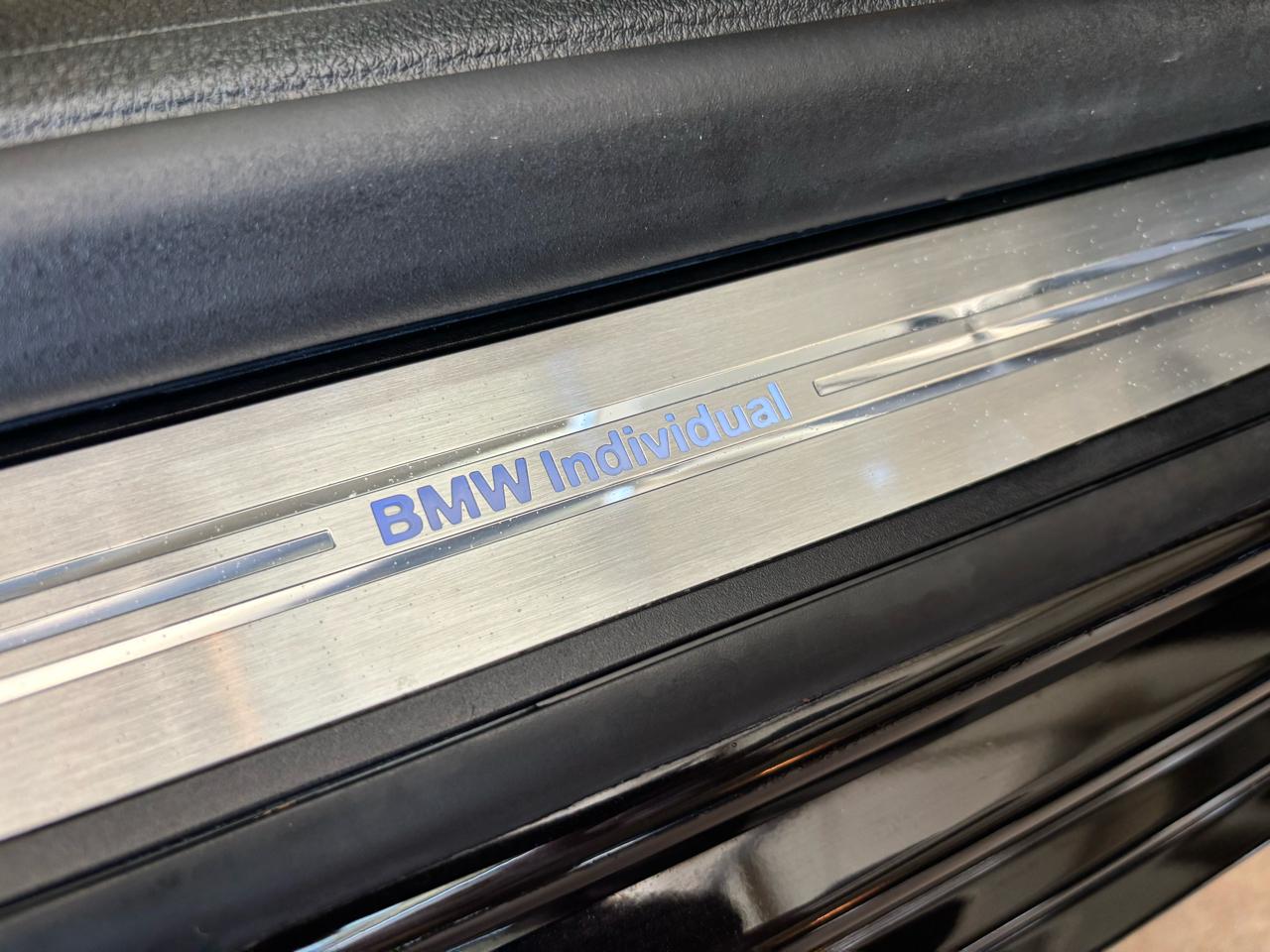 BMW 7 Series 4dr Sdn 750Li RWD 2012