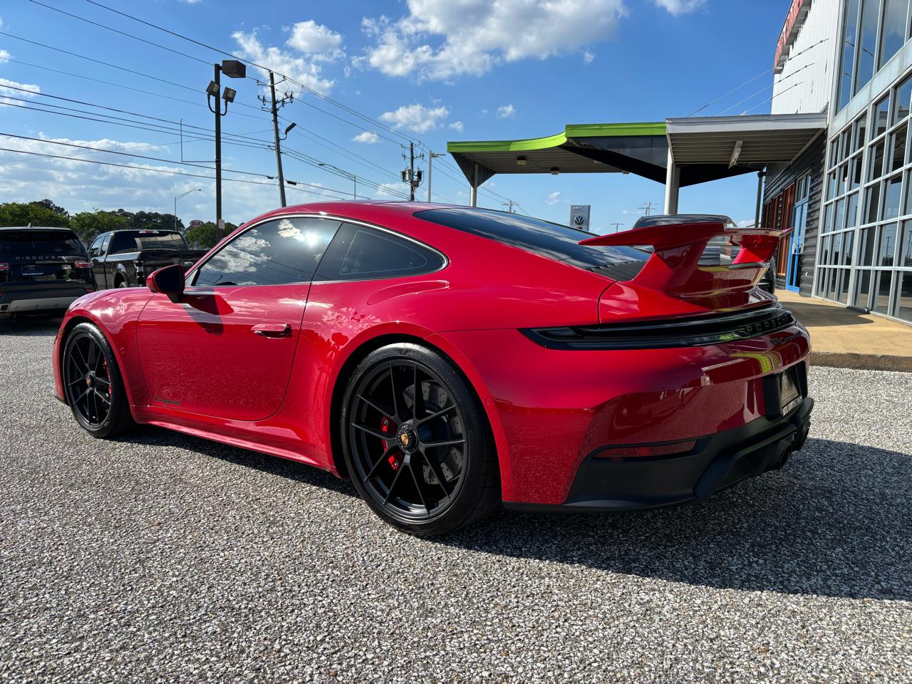 Porsche 911 Carrera 4 GTS Coupe 2025