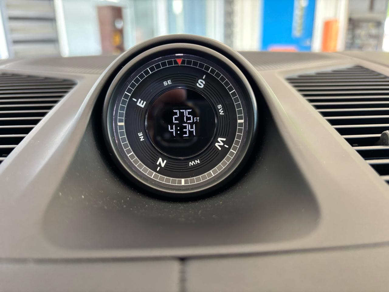 Porsche Cayenne GTS Coupe AWD 2025