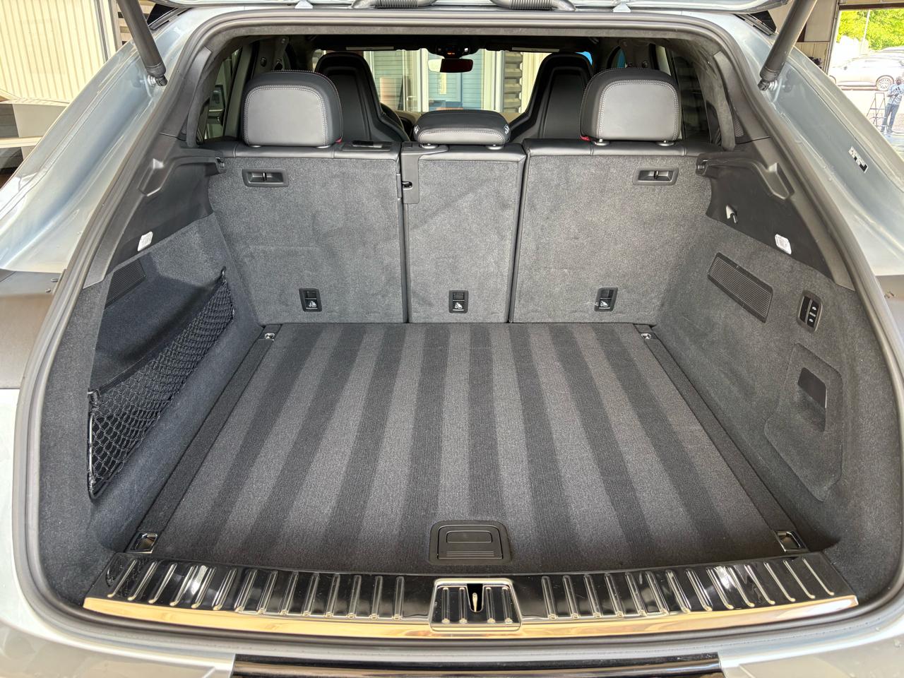 Porsche Cayenne GTS Coupe AWD 2025