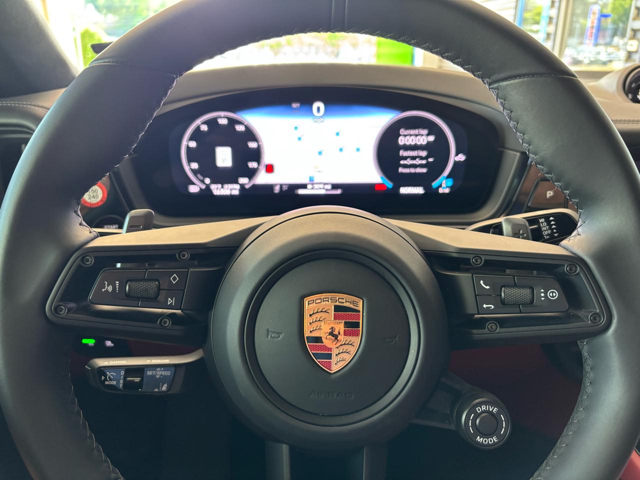 Porsche Cayenne GTS Coupe AWD 2025