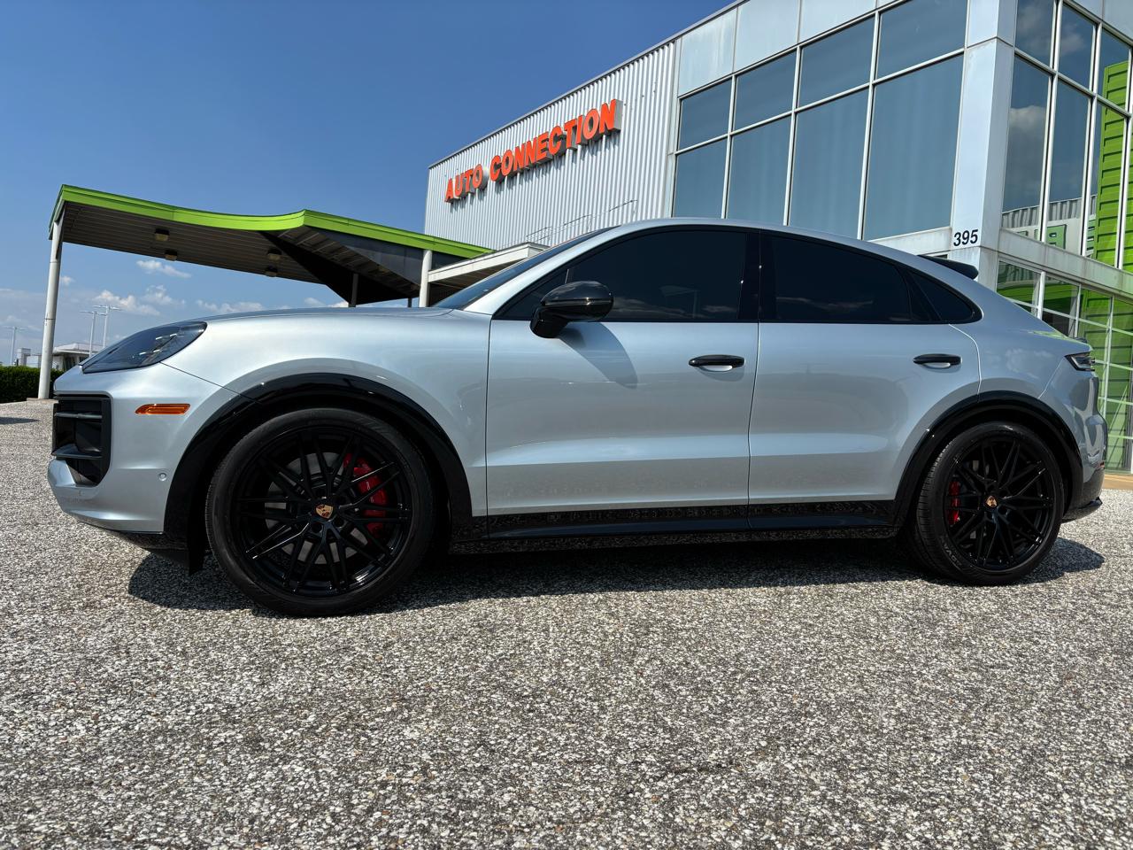 Porsche Cayenne GTS Coupe AWD 2025