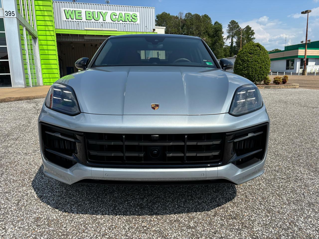 Porsche Cayenne GTS Coupe AWD 2025