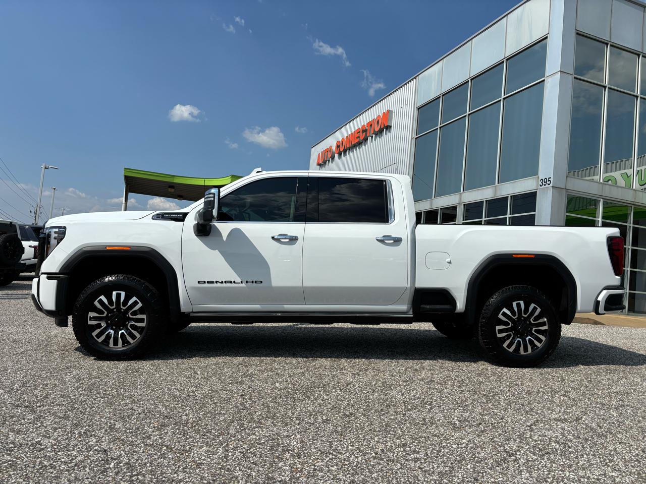 GMC Sierra 2500HD 4WD Crew Cab 159" Denali Ultimate 2026