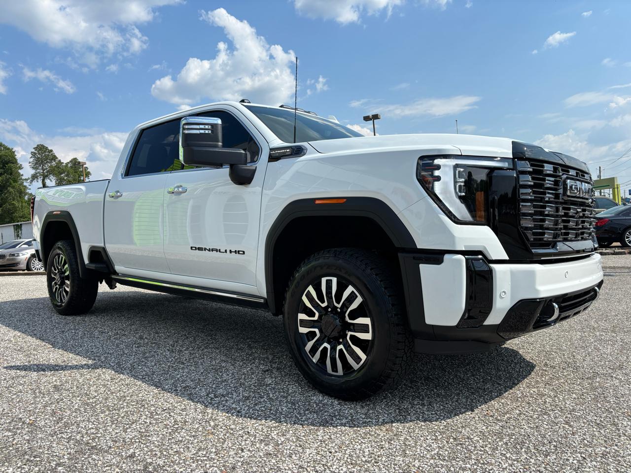 GMC Sierra 2500HD 4WD Crew Cab 159" Denali Ultimate 2026