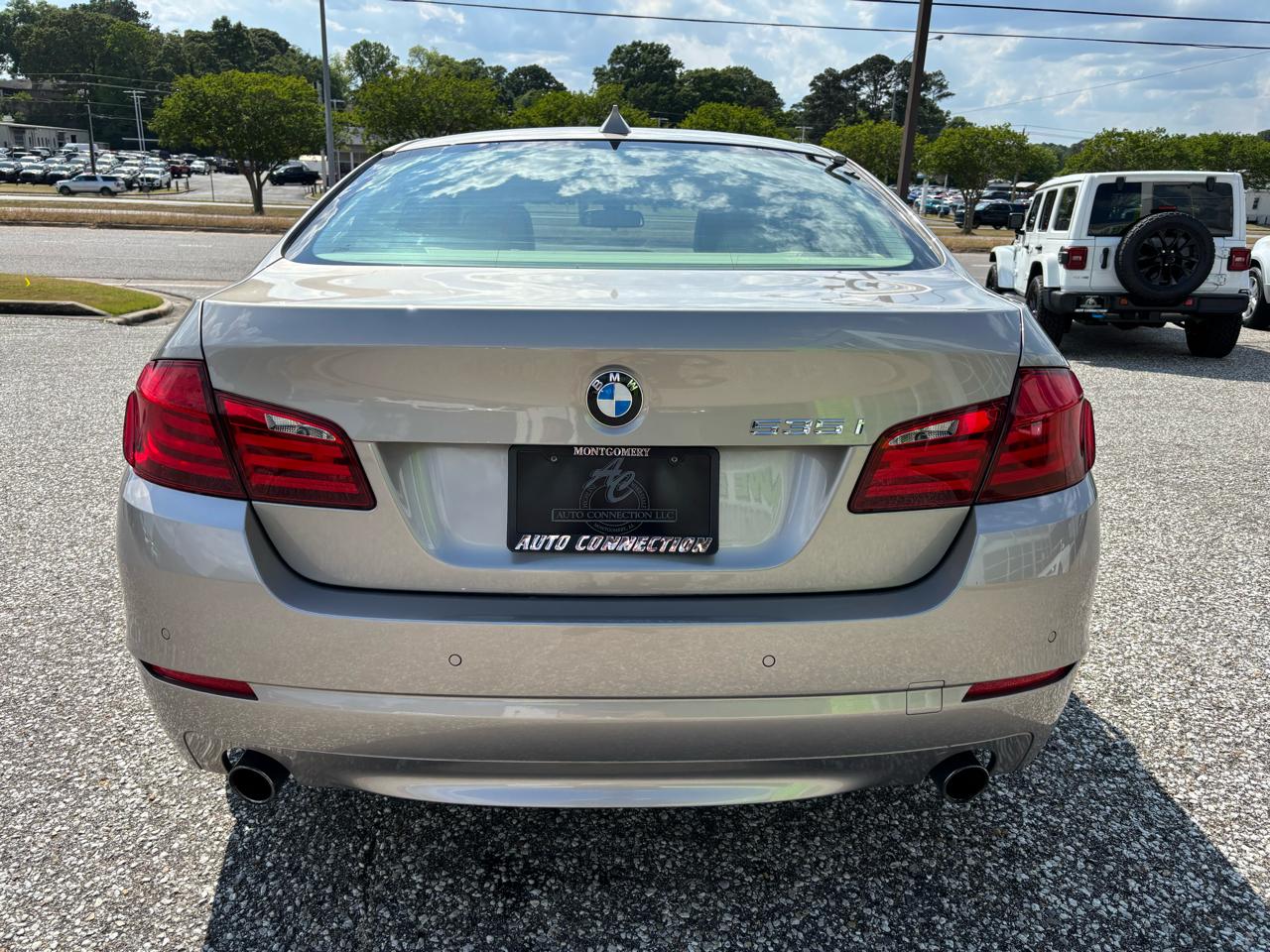 BMW 5 Series 4dr Sdn 535i RWD 2013