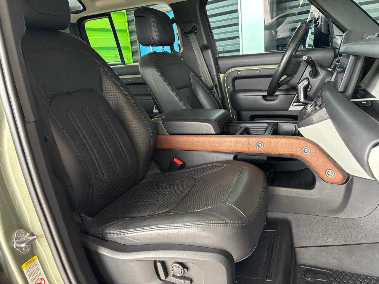 Land Rover Defender 110 HSE AWD 2020