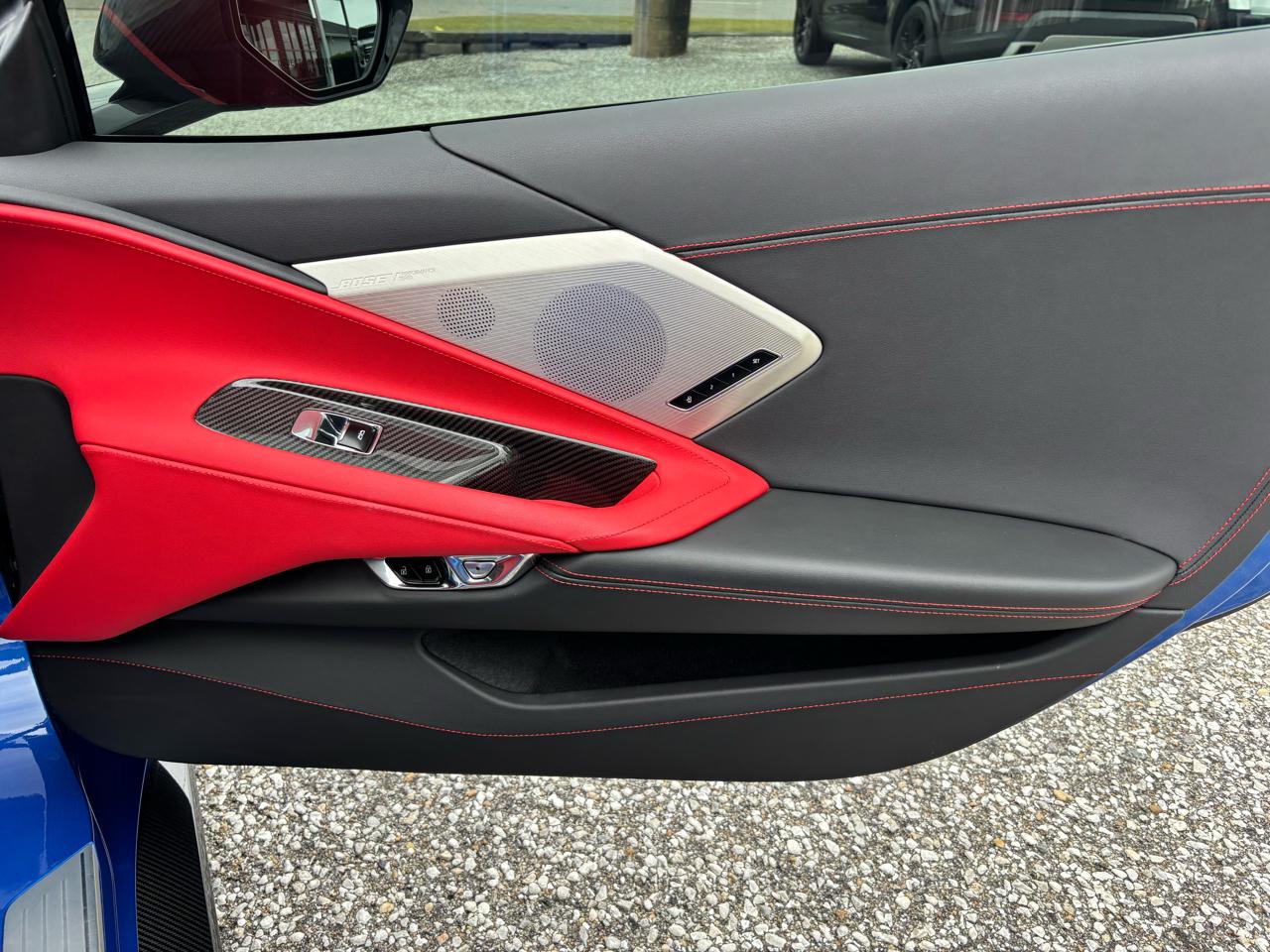 Chevrolet Corvette 2dr Stingray Cpe w/2LT 2020