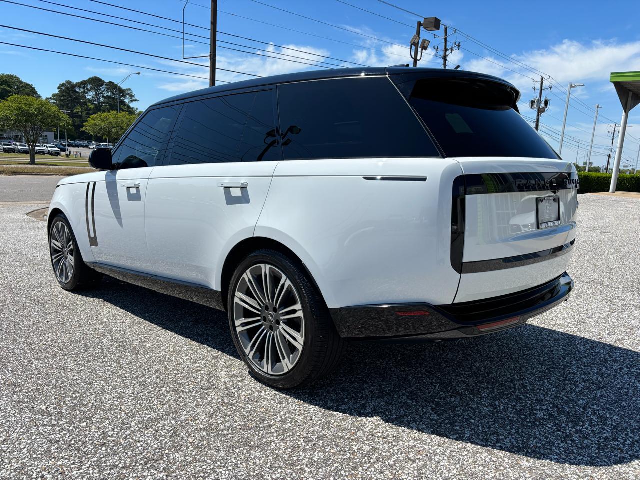 Land Rover Range Rover P530 SE LWB 7 Seat 2025