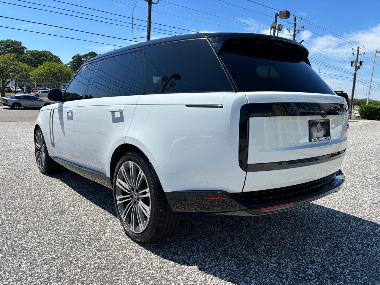 Land Rover Range Rover P530 SE LWB 7 Seat 2025