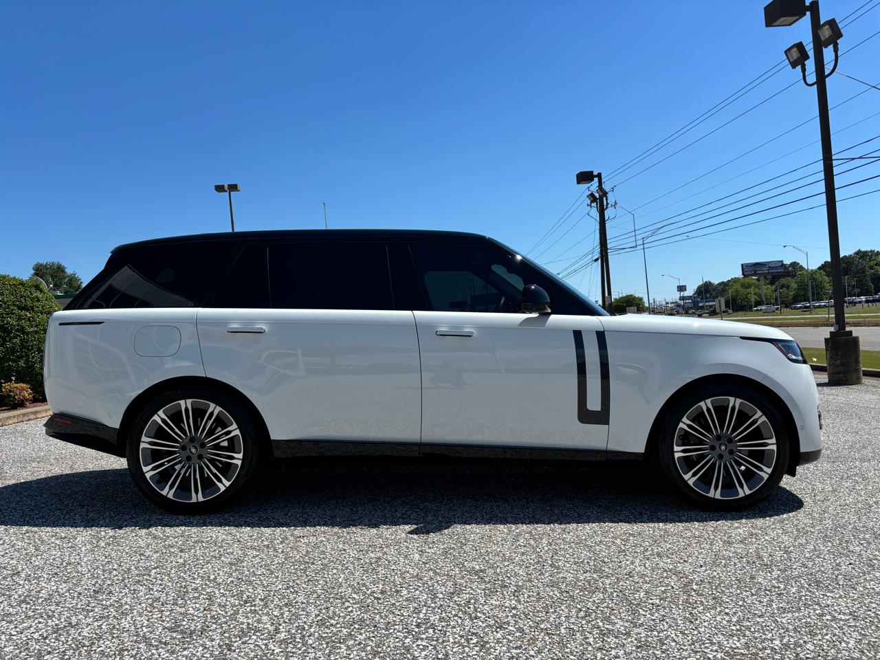 Land Rover Range Rover P530 SE LWB 7 Seat 2025