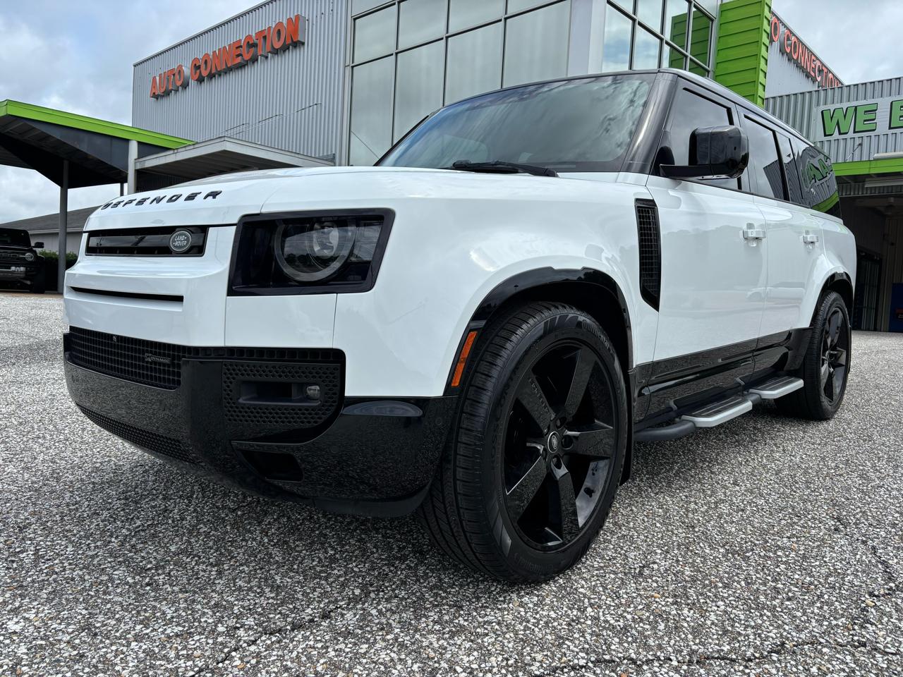 Land Rover Defender 130 X-Dynamic SE AWD 2023