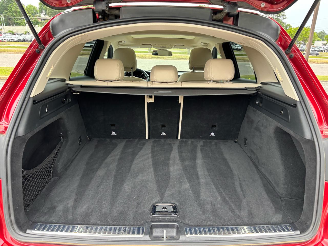 Mercedes-Benz GLC RWD 4dr GLC 300 2016
