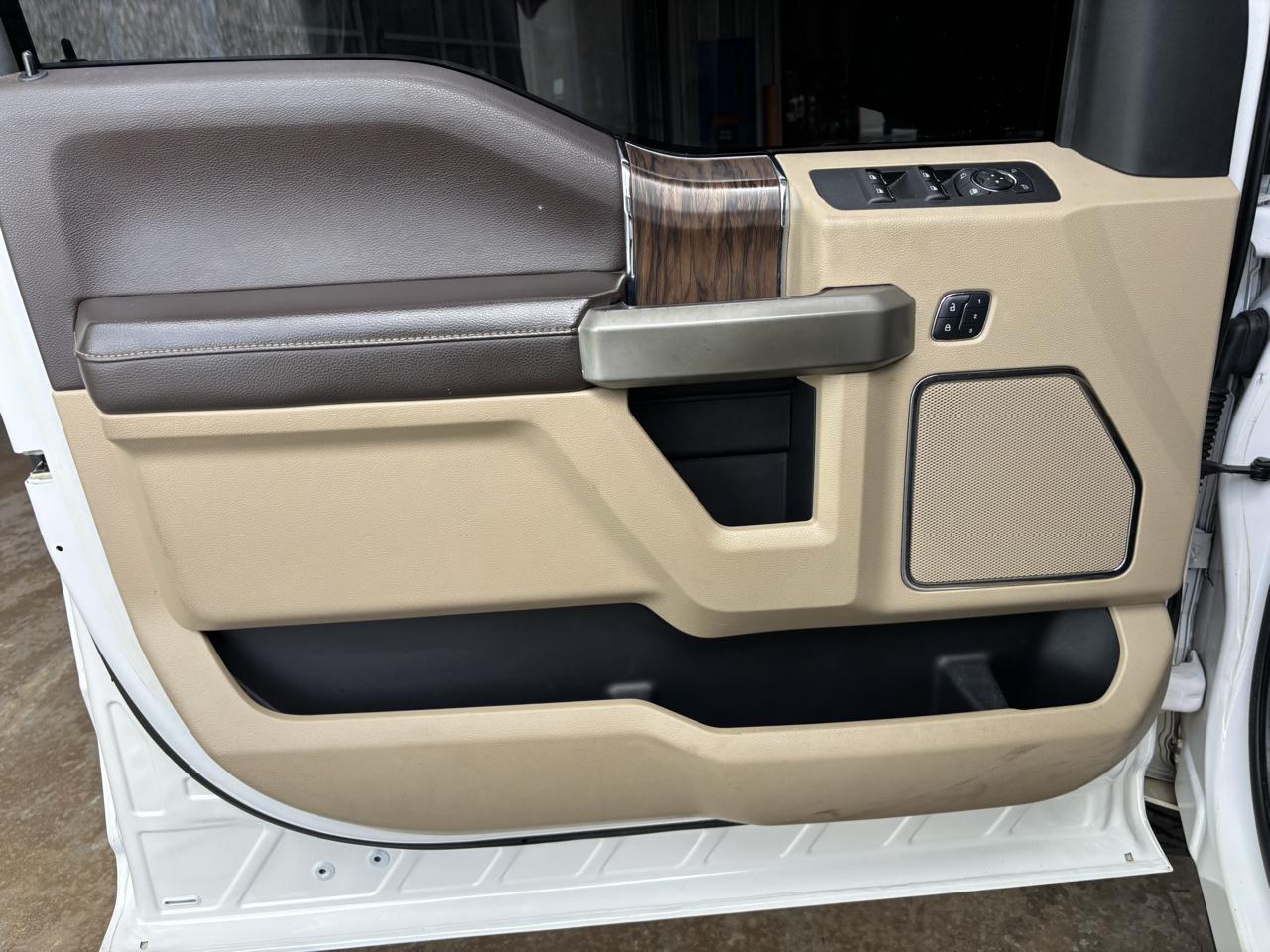 Ford F-150 Lariat 4WD SuperCrew 5.5' Box 2018