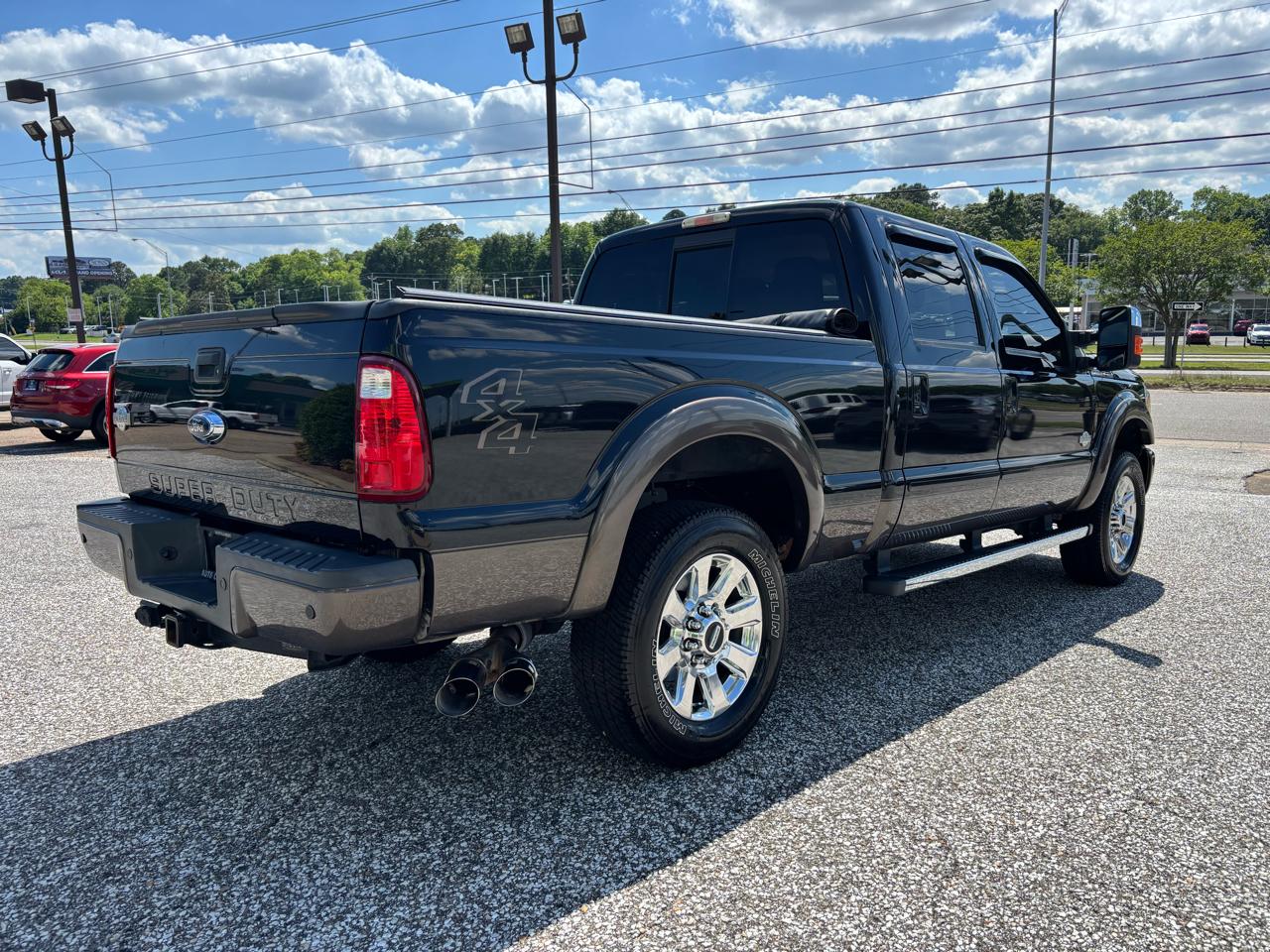 Ford Super Duty F-250 SRW 4WD Crew Cab 172" Platinum 2016
