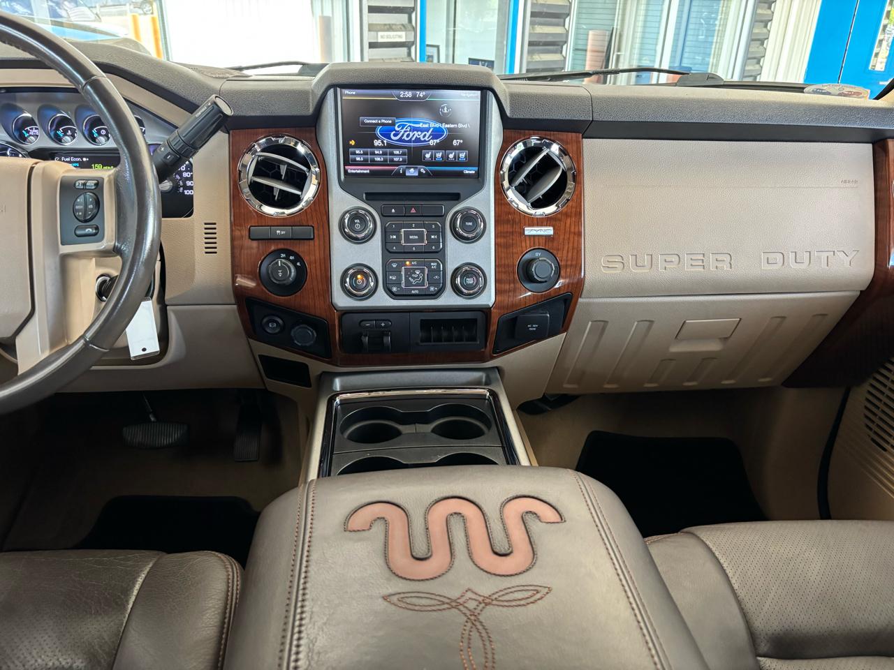 Ford Super Duty F-250 SRW 4WD Crew Cab 172" Platinum 2016