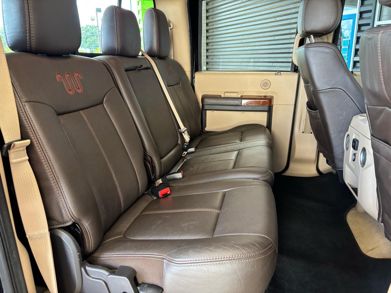 Ford Super Duty F-250 SRW 4WD Crew Cab 172" Platinum 2016