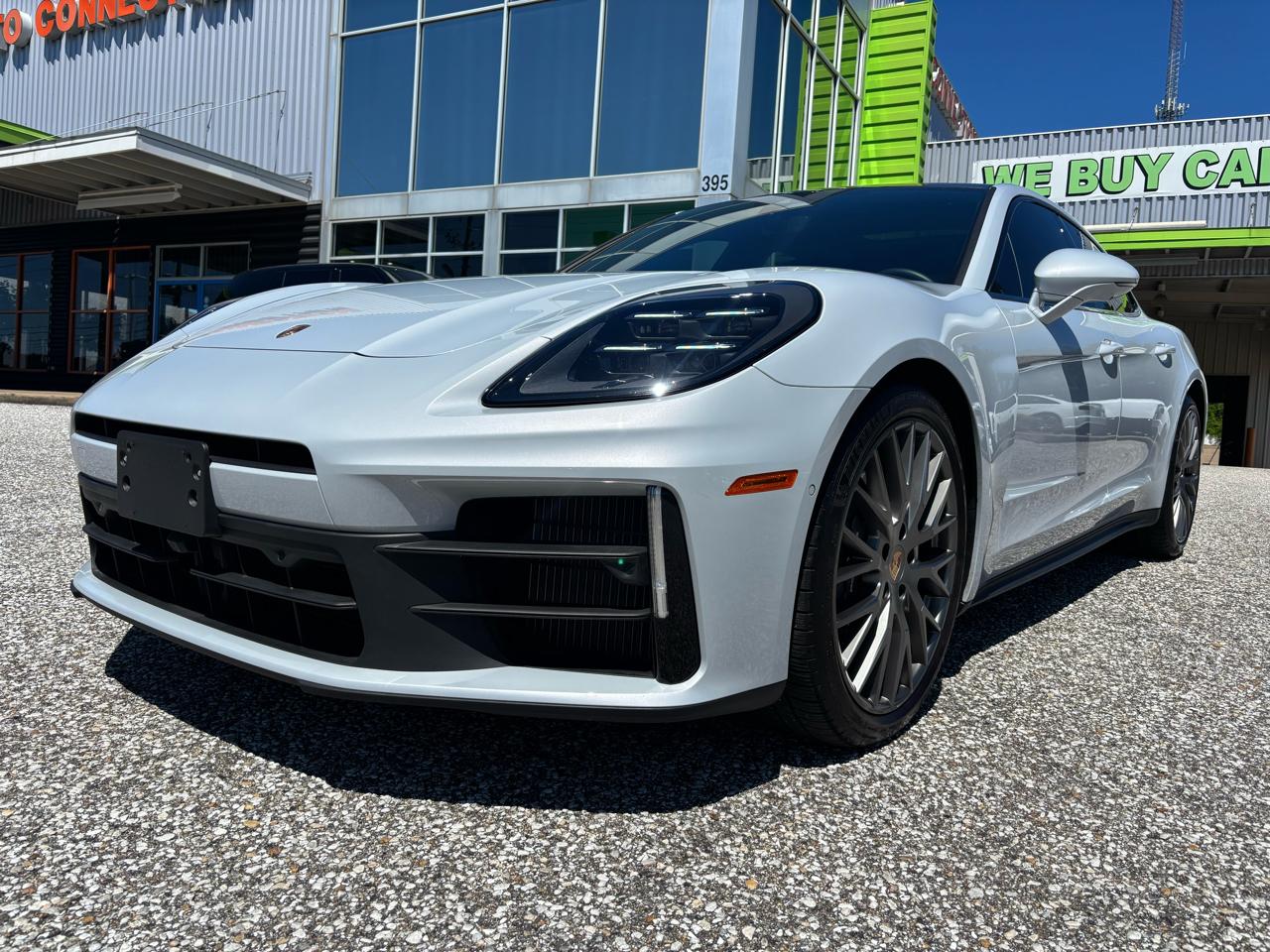 Porsche Panamera 4 AWD 2025