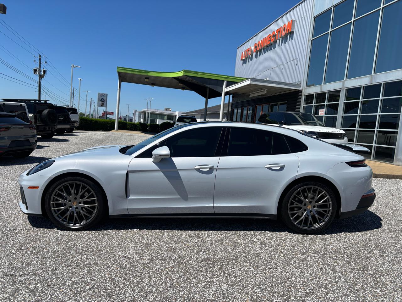 Porsche Panamera 4 AWD 2025