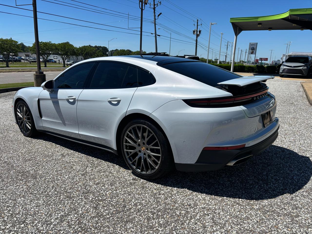 Porsche Panamera 4 AWD 2025