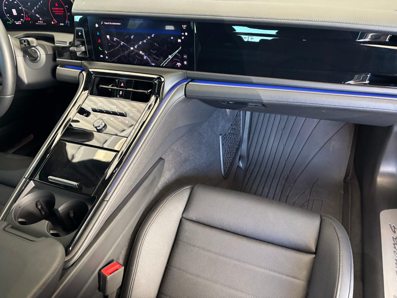 Porsche Panamera 4 AWD 2025