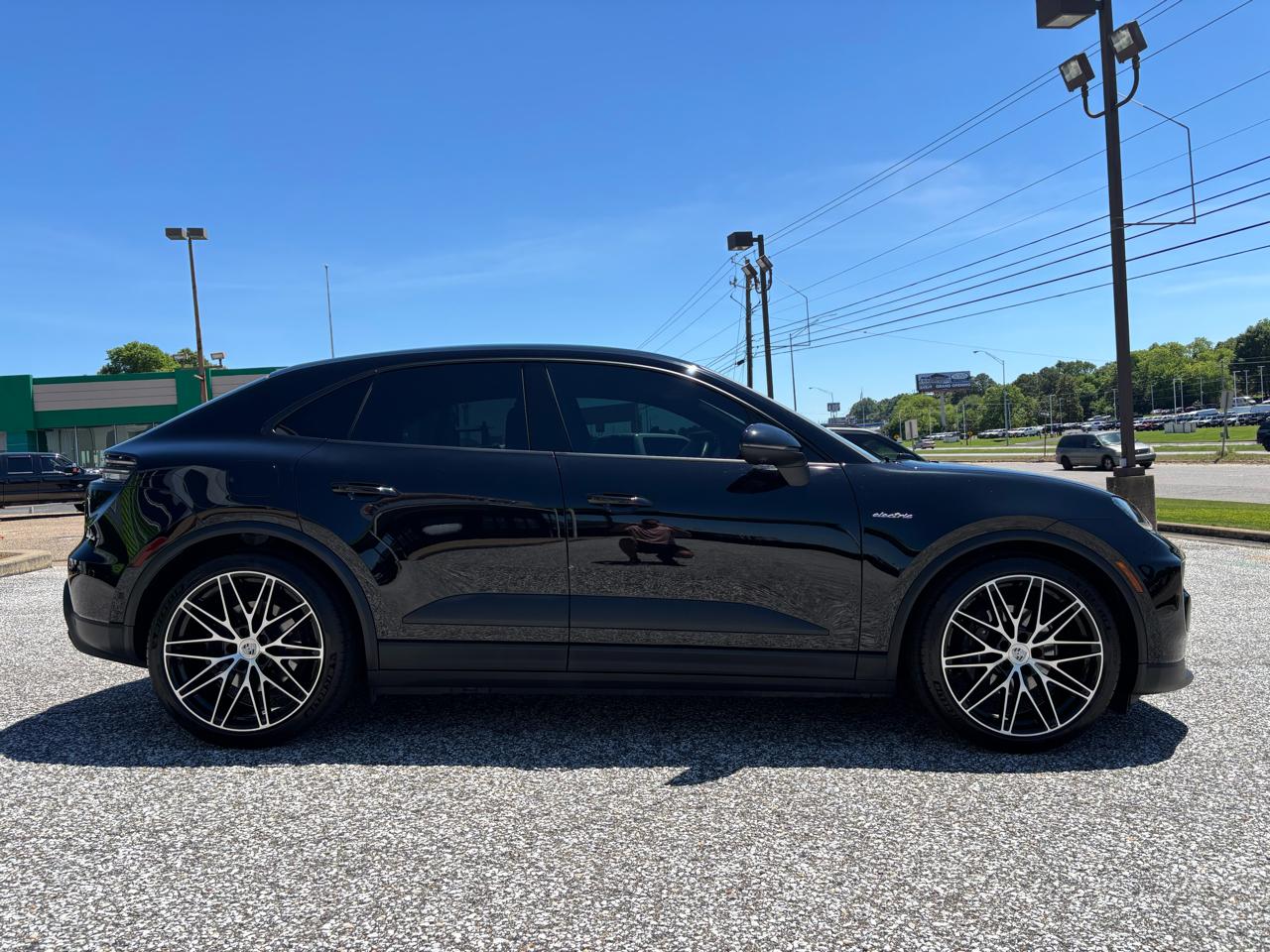 Porsche Macan Electric RWD 2025