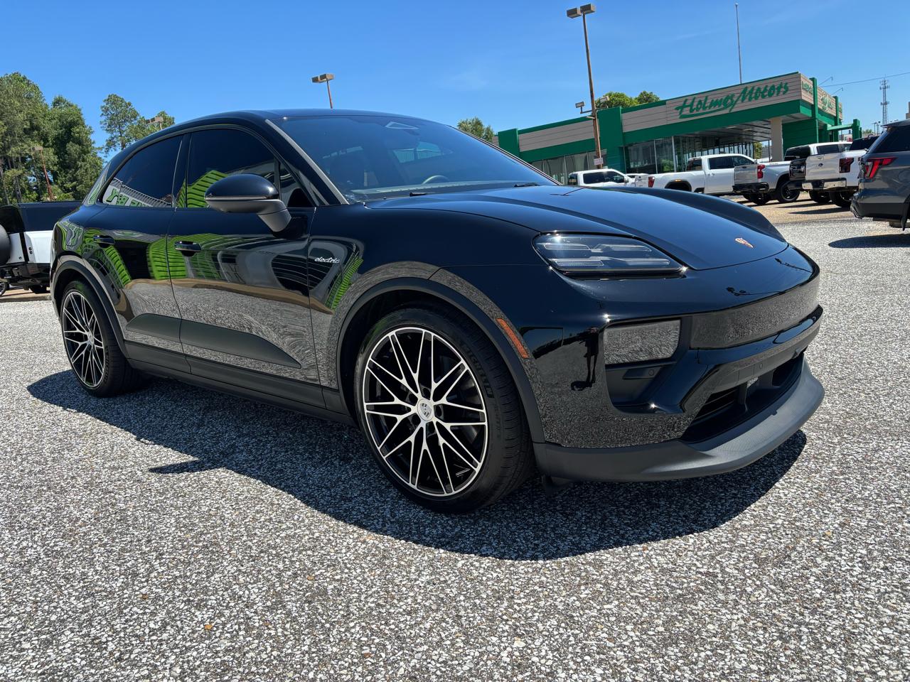 Porsche Macan Electric RWD 2025